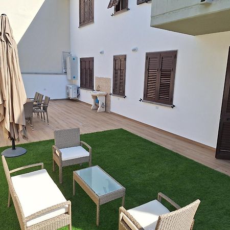 Dd House Family Holiday Apartment Cecina  Extérieur photo