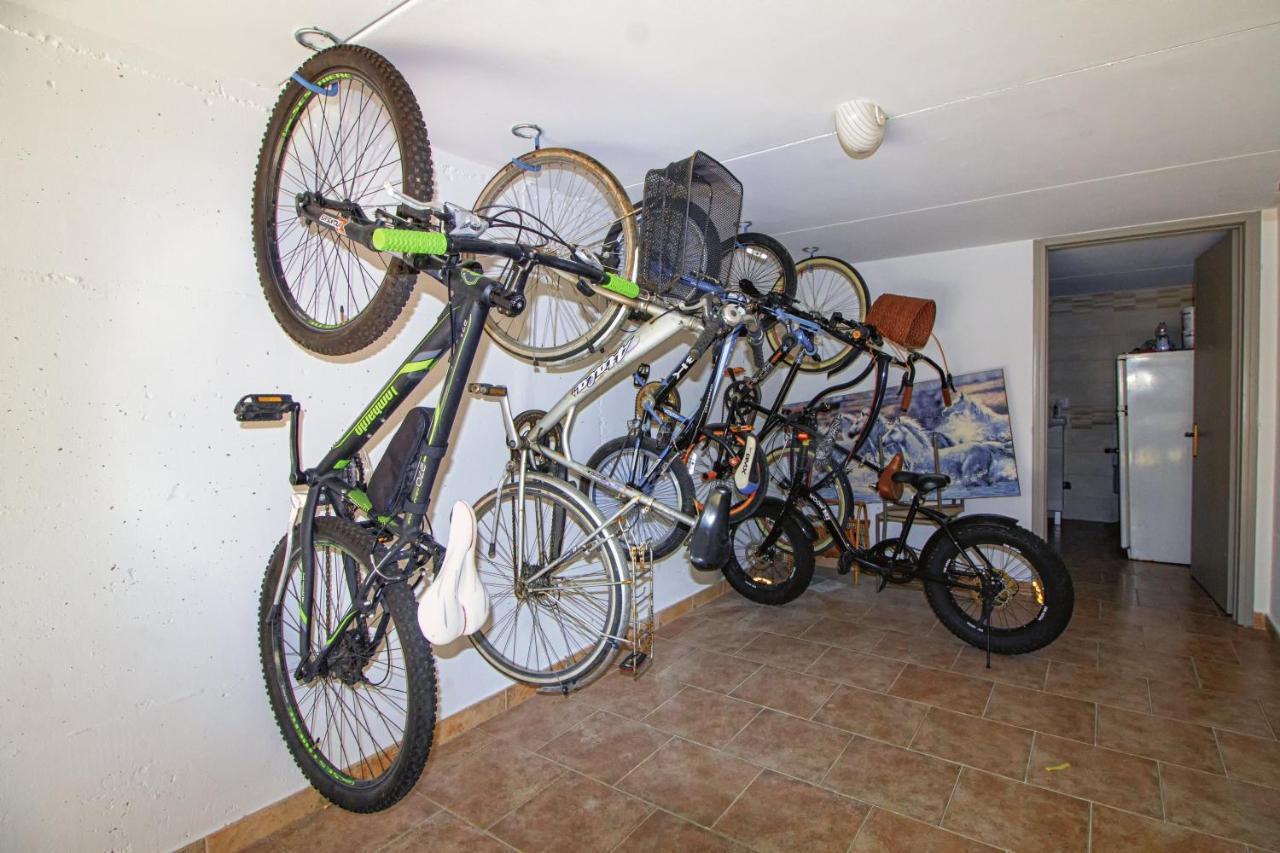 Dd House Family Holiday Apartment Cecina  Extérieur photo