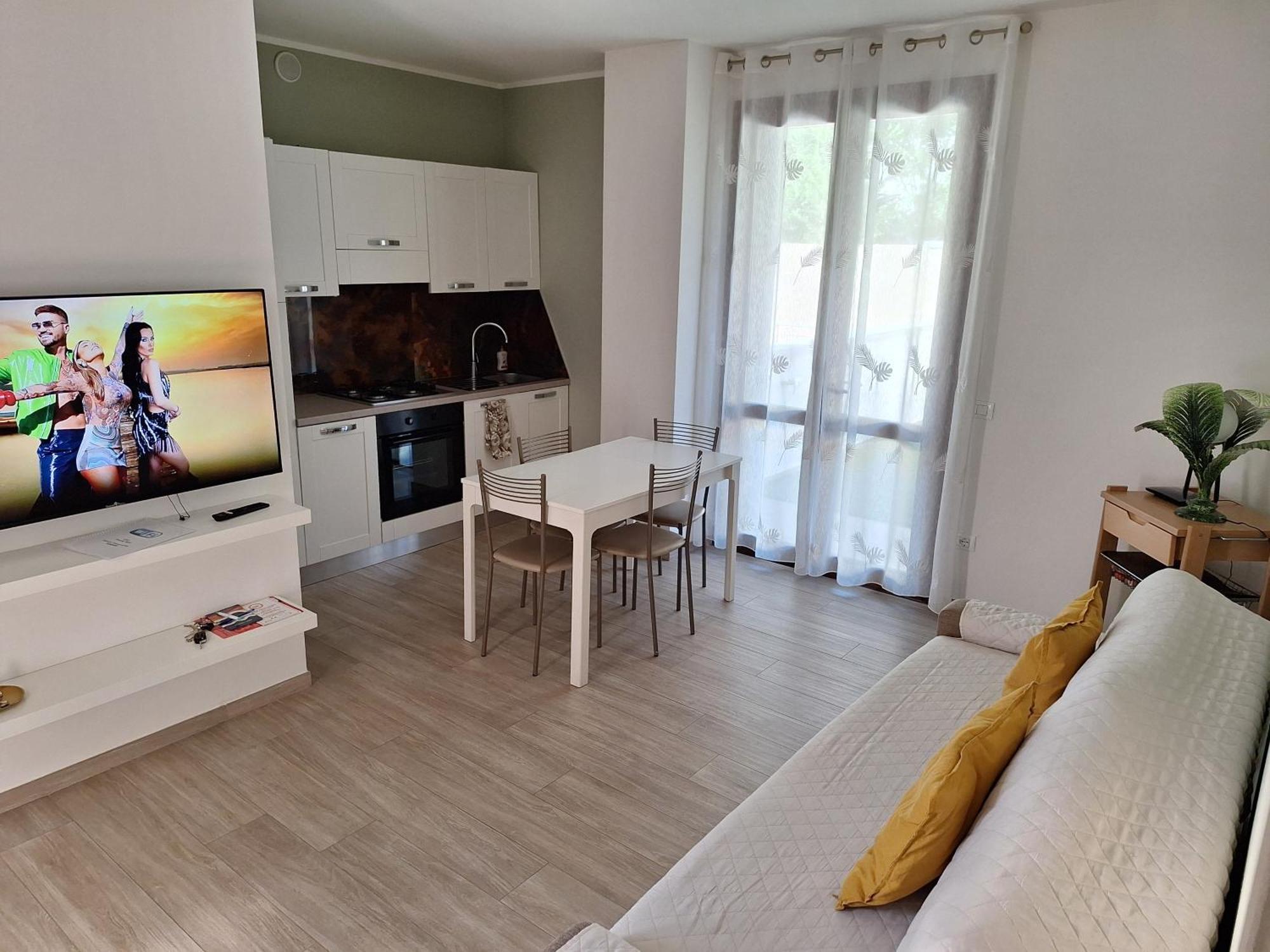 Dd House Family Holiday Apartment Cecina  Extérieur photo